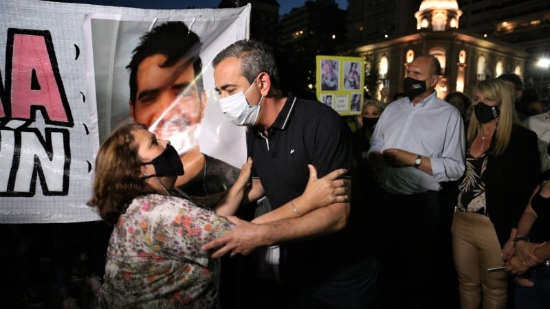 La tensa marcha este miércoles en el Monumento a la Bandera.