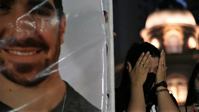 La tensa marcha este miércoles en el Monumento a la Bandera.