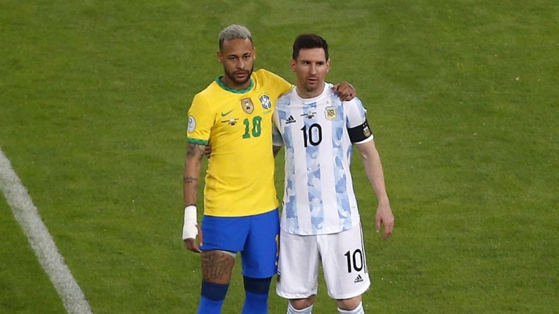 Leo Messi y Neymar volverán a ser rivales tras el frustrado partido con escándalo en Brasil.