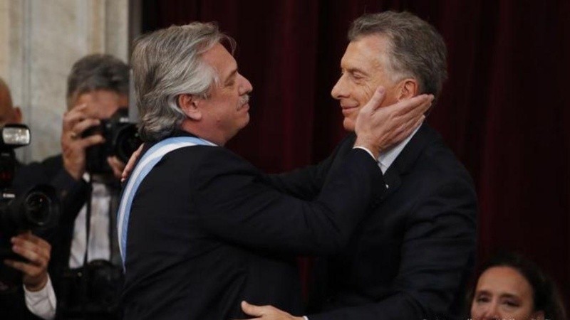 El presidente Alberto Fernández ya se encuentra en viaje a Roma, donde participará de la Cumbre de Jefes de Estado del G20.