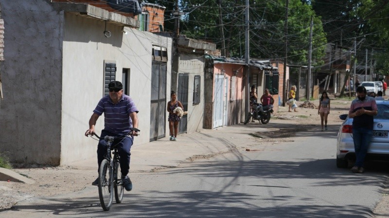 Villa Banana, una de las barriadas tradicionales de Rosario, se urbaniza