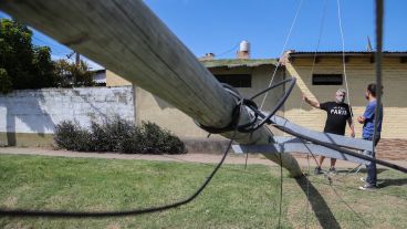 Vecinos y vecinas de Villa Banana le acercaron pedidos al intendente