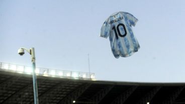 La AFA publicó un video en su homenaje y los fans responden qué quisieran regalarle.