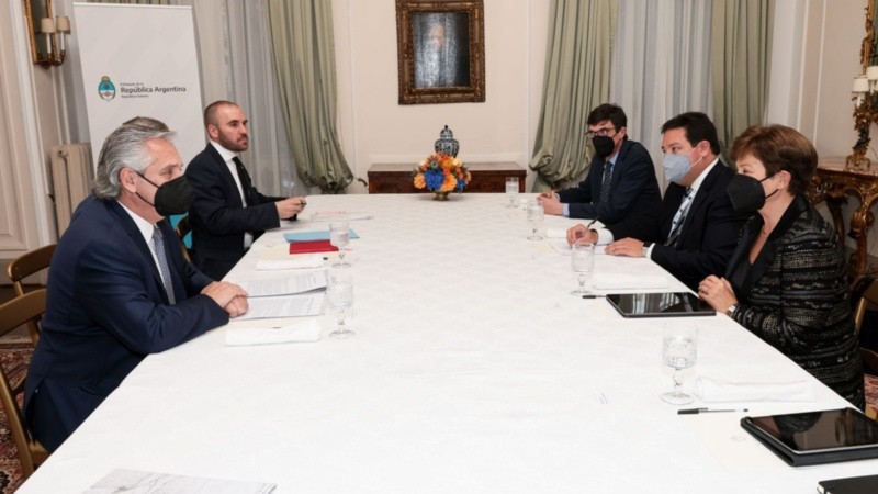 Fernández y Guzmán en la reunión con Georgieva.