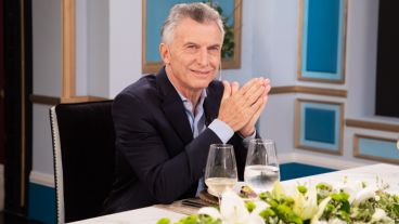 "No espié a nadie", dijo Macri con Juanita Viale.