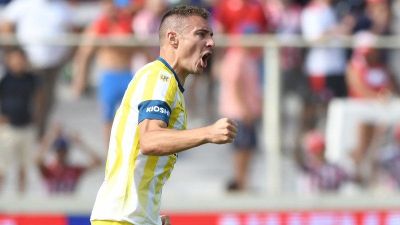 Marco Ruben anotó su gol 94 en 245 partidos en Rosario Central.