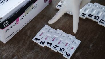 La provincia suma cuatro casos de la variante Ómicron de covid-19.