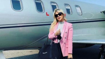 Wanda se fue a Milán sin Icardi y sugirió que tiene nuevas pruebas contra Icardi.