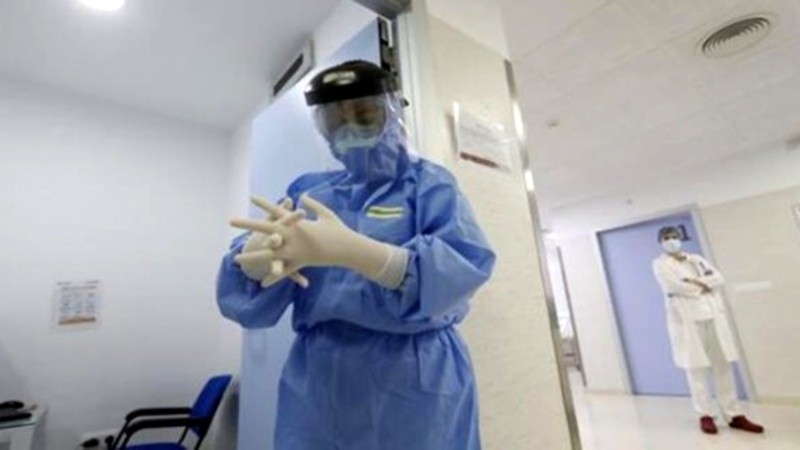 Este jueves fallecieron 12 hombres y 13 mujeres.