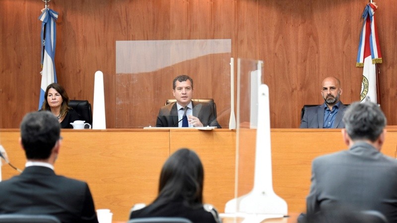 Los jueces Rafael Coria, Hebe Marcogliese y Florentino Malaponte al momento de dictarse la sentencia.