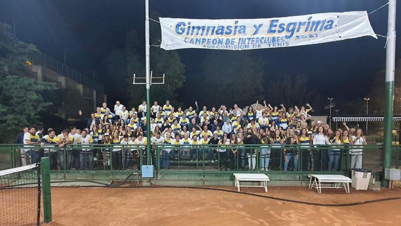 El conjunto mensana se coronó en 19 categorías, fue segundo en 3 y alcanzó el tercer puesto en otras 8.