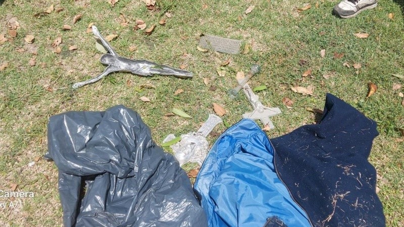 Los objetos sustraídos de algunas de las tumbas de La Piedad.