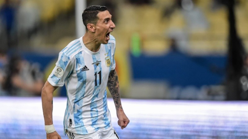Di María festeja su golazo, el que le dio el triunfo a la albiceleste