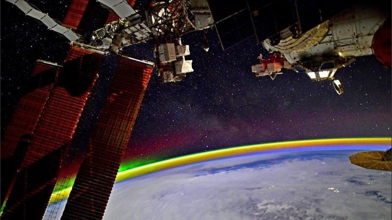 La explosión arrojó 1.500 piezas de escombros al espacio.