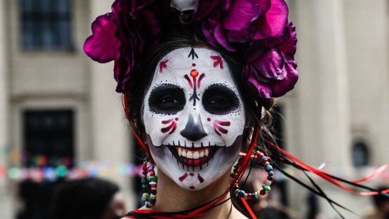 La alegría de los estudiantes de Medicina este martes por la mañana en el tradicional festejo. 