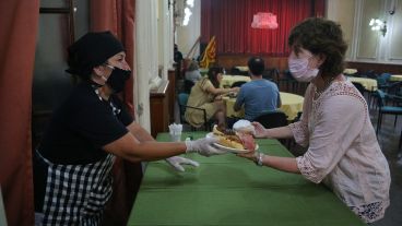 El Centre Català preparó sus comidas tradicionales para probar en Entre Ríos al 700.