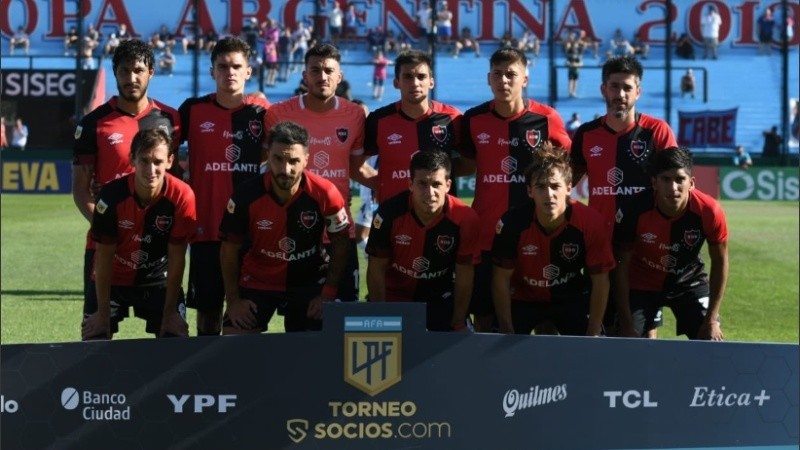 Los once que iniciaron el cotejo ante Arsenal.