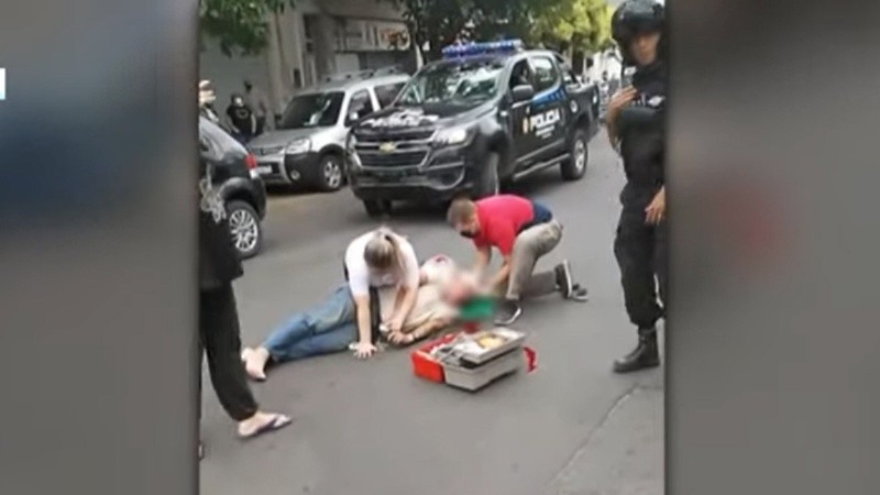 Vecinos aseguraron que el presunto delincuente les gritó que 