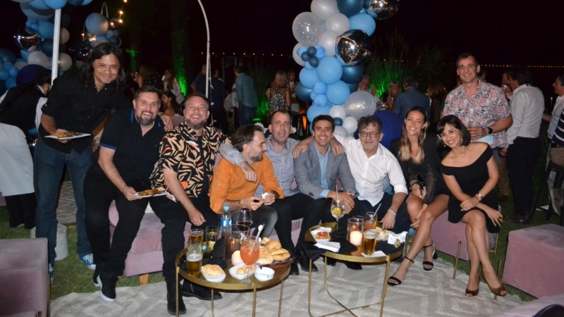 Alegría y reencuentro en la fiesta de Televisión Litoral este jueves por la noche