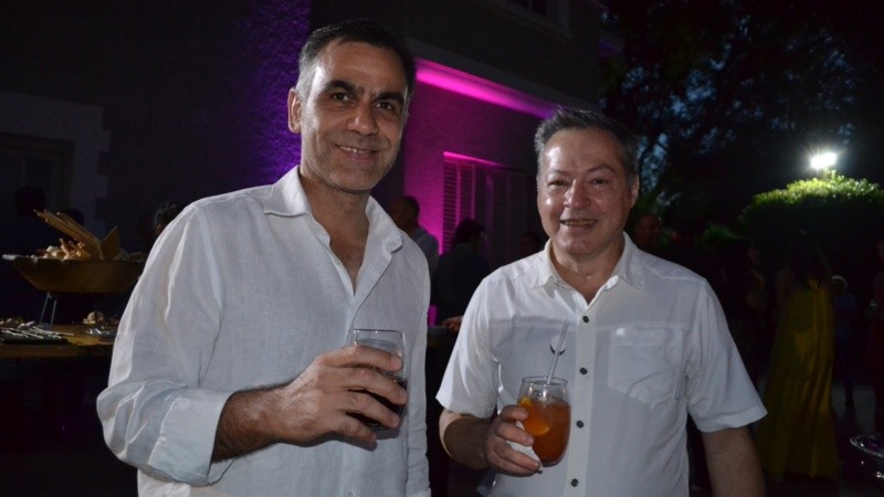 Alegría y reencuentro en la fiesta de Televisión Litoral este jueves por la noche