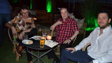 Alegría y reencuentro en la fiesta de Televisión Litoral este jueves por la noche