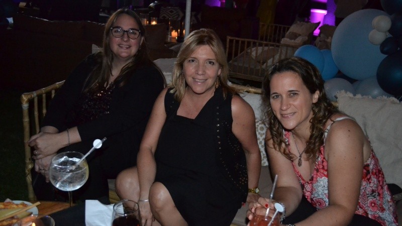 Alegría y reencuentro en la fiesta de Televisión Litoral este jueves por la noche