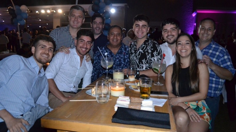 Alegría y reencuentro en la fiesta de Televisión Litoral este jueves por la noche