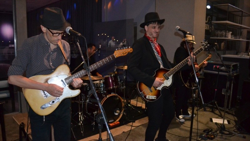 Alegría y reencuentro en la fiesta de Televisión Litoral este jueves por la noche