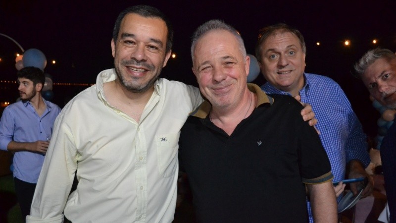 Alegría y reencuentro en la fiesta de Televisión Litoral este jueves por la noche