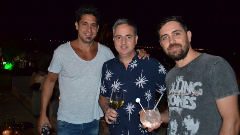 Alegría y reencuentro en la fiesta de Televisión Litoral este jueves por la noche