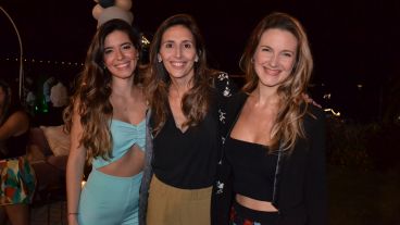 Alegría y reencuentro en la fiesta de Televisión Litoral este jueves por la noche
