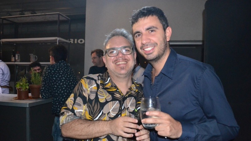 Alegría y reencuentro en la fiesta de Televisión Litoral este jueves por la noche