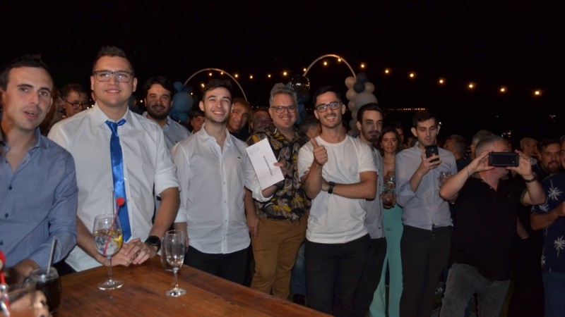 Alegría y reencuentro en la fiesta de Televisión Litoral este jueves por la noche