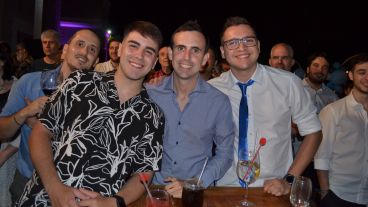 Alegría y reencuentro en la fiesta de Televisión Litoral este jueves por la noche