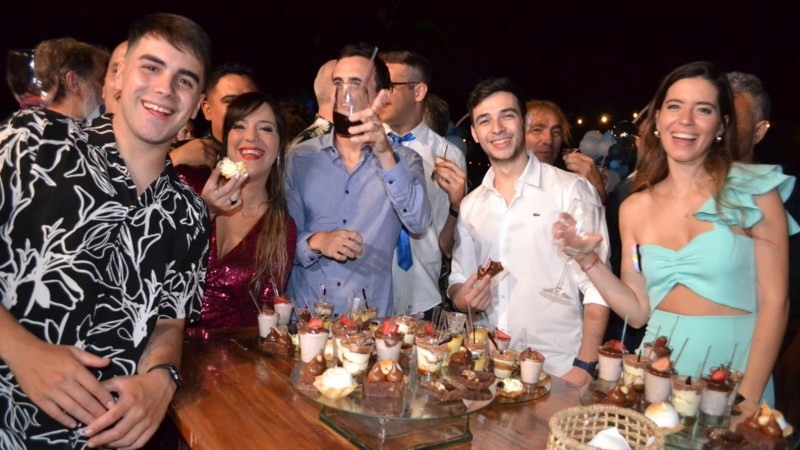 Alegría y reencuentro en la fiesta de Televisión Litoral este jueves por la noche