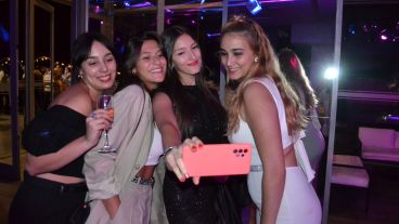 Alegría y reencuentro en la fiesta de Televisión Litoral este jueves por la noche