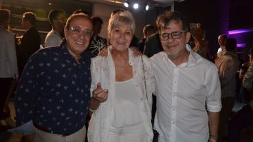 Alegría y reencuentro en la fiesta de Televisión Litoral este jueves por la noche