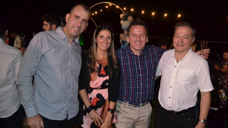 Alegría y reencuentro en la fiesta de Televisión Litoral este jueves por la noche