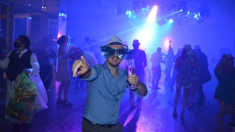 Alegría y reencuentro en la fiesta de Televisión Litoral este jueves por la noche