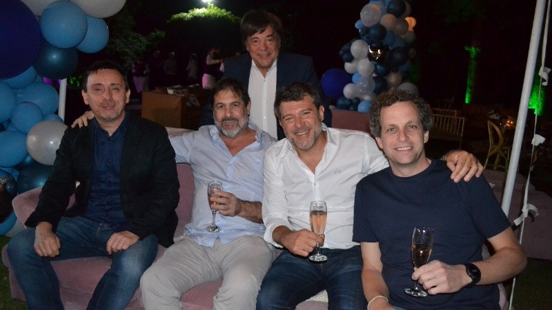 Alegría y reencuentro en la fiesta de Televisión Litoral este jueves por la noche