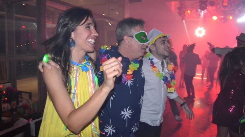 Alegría y reencuentro en la fiesta de Televisión Litoral este jueves por la noche