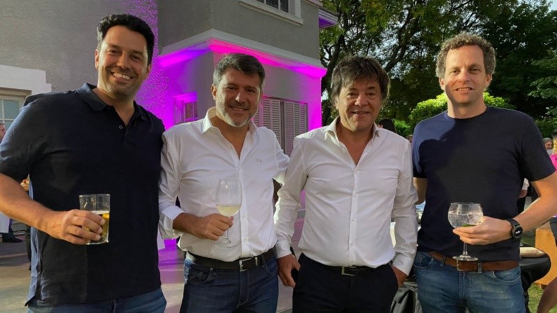 Alegría y reencuentro en la fiesta de Televisión Litoral este jueves por la noche