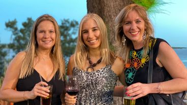 Alegría y reencuentro en la fiesta de Televisión Litoral este jueves por la noche