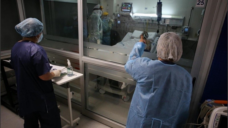 El coronavirus dejó 11 nuevos fallecidos en el país.