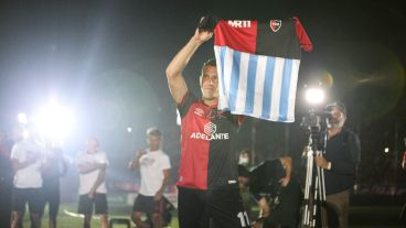 Las fotos de la despedida de Maxi tras el final del partido.