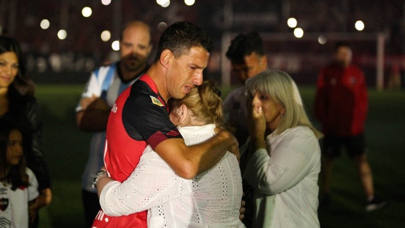 Las fotos de la despedida de Maxi tras el final del partido.
