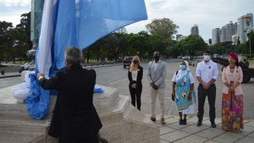 El acto se realizó este jueves a la mañana en el Monumento.