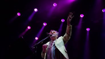 Fito Páez, durante uno de los tres recitales en el Anfiteatro municipal por los 30 años de "El amor después de el amor"