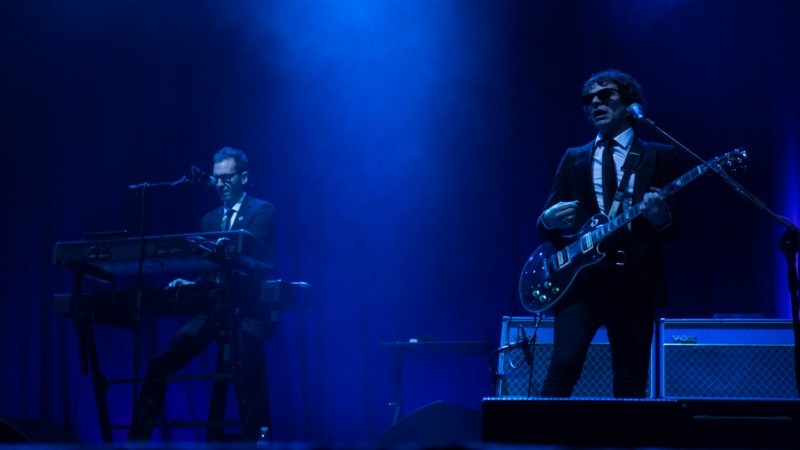 Fito volvió a tocar frente a su gente este sábado por la noche en el Hipódromo de Rosario.