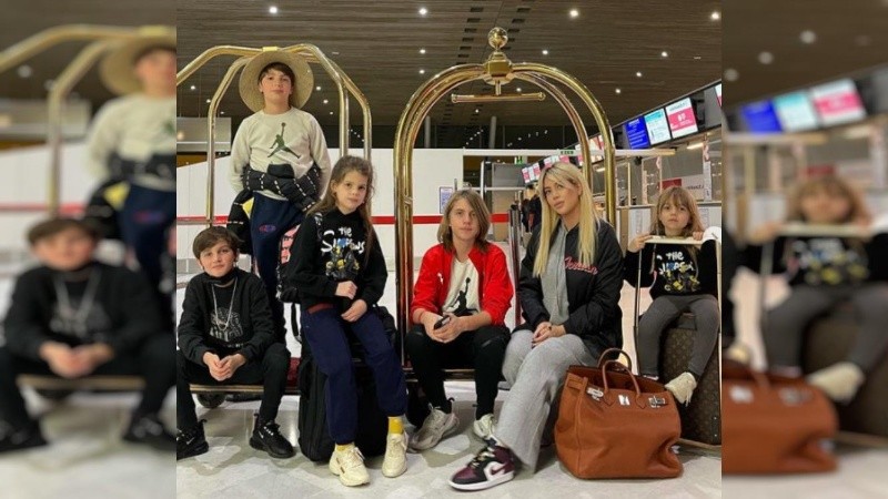 Wanda Nara junto a su hijos Valentino, Constantino, Benedicto, Francesca e Isabella.